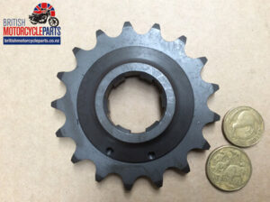 04-0451 Gearbox Sprocket - Commando 17T