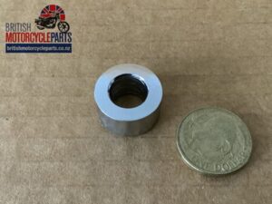 06-2035 HEADLIGHT MOUNTING SPACER - COMMANDO