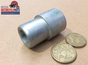 37-7053 Rear Wheel Spacer RH - T140 1979on - Disc Side