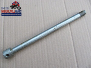 37-7113 Rear Wheel Axle - Disc - BSA Triumph
