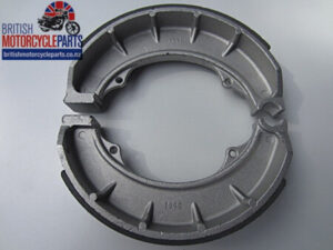 68-5541 68-5543 BSA 8" Brake Shoes - Single Sided Hub