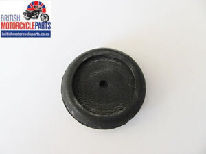 83-4763 97-5061 Tank Badge Holder Grommet T140
