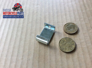 83-5096C Air Box Clip - Triumph T160
