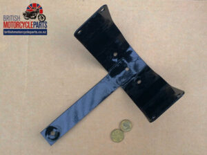 97-7004 Front Mudguard Bridge T140 - Painted