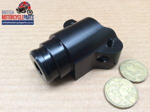 06-5776/2 REAR MASTER CYLINDER MOUNTING